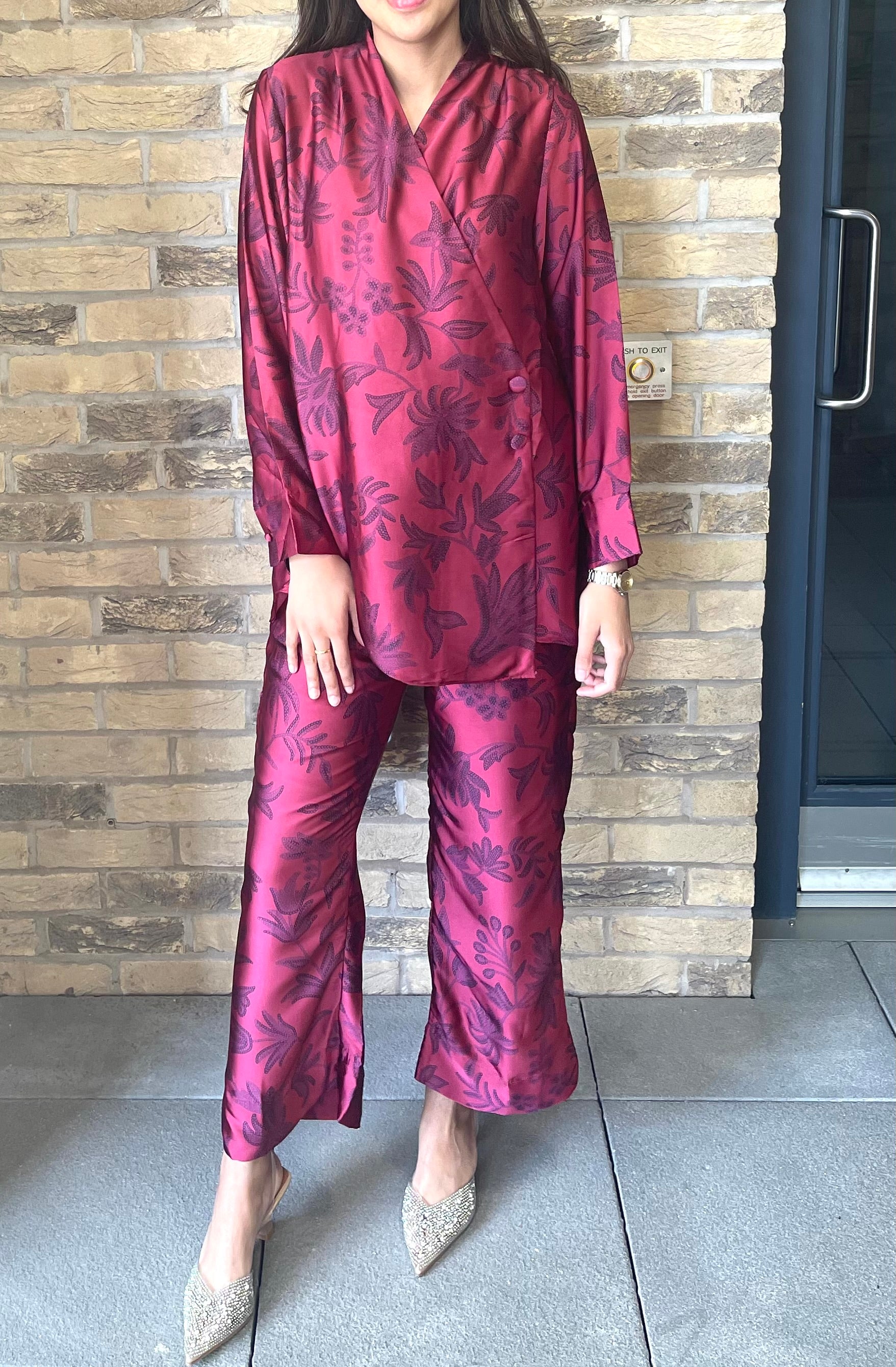 LIMELIGHT - Ruby Silk Kimono set